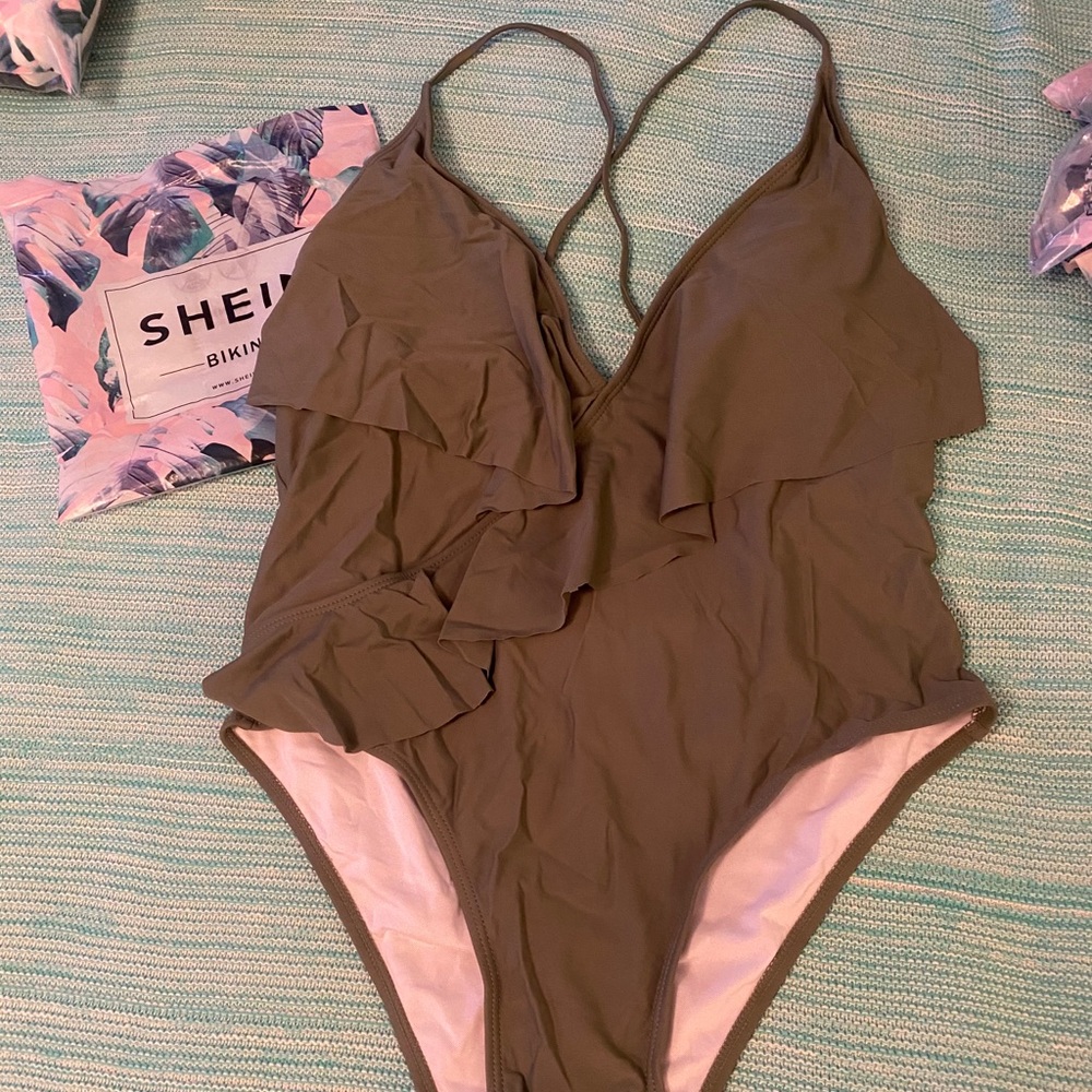 ❗️Brand New Shein One Piece❗️